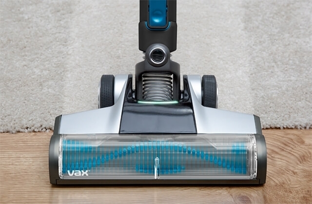 Vax Blade 24V Cordless Vacuum Cleaner with Toolkit